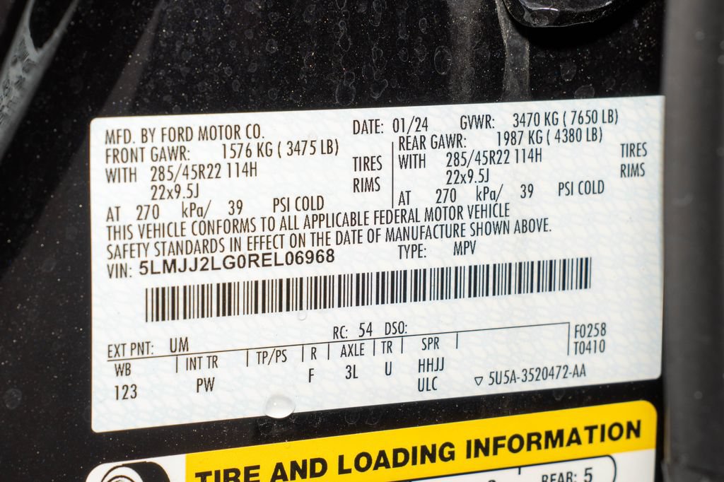 Used 2024 Lincoln Navigator Reserve AWD/4WD image 31