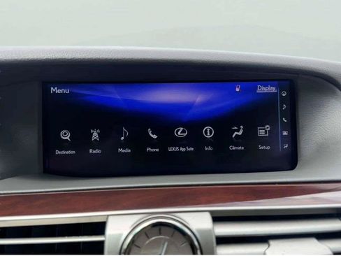 Used 2016 Lexus LS 460 w/ Comfort Package RWD image 31