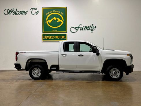 Used 2022 Chevrolet Silverado 2500 W/T w/ WT Fleet Convenience Package image 9