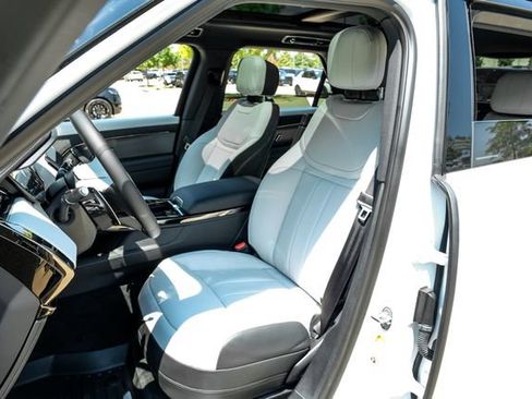 New 2026 Land Rover Range Rover Sport Dynamic SE AWD/4WD image 43