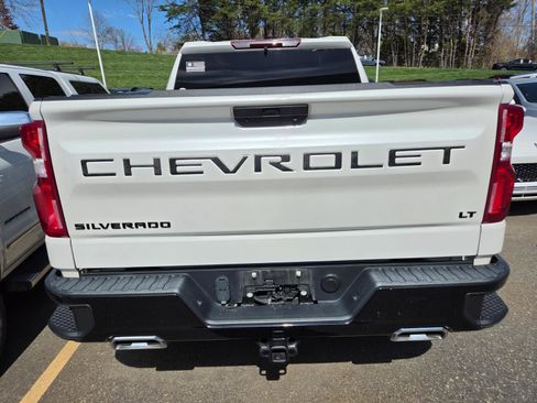 Used 2022 Chevrolet Silverado 1500 LT Trail Boss image 8