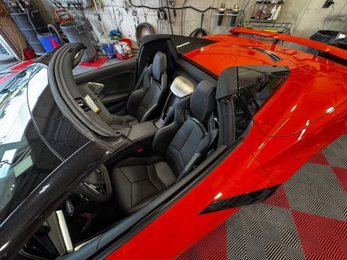 Used 2026 Chevrolet Corvette Stingray Preferred Conv w/ Z51 Performance Package RWD image 9