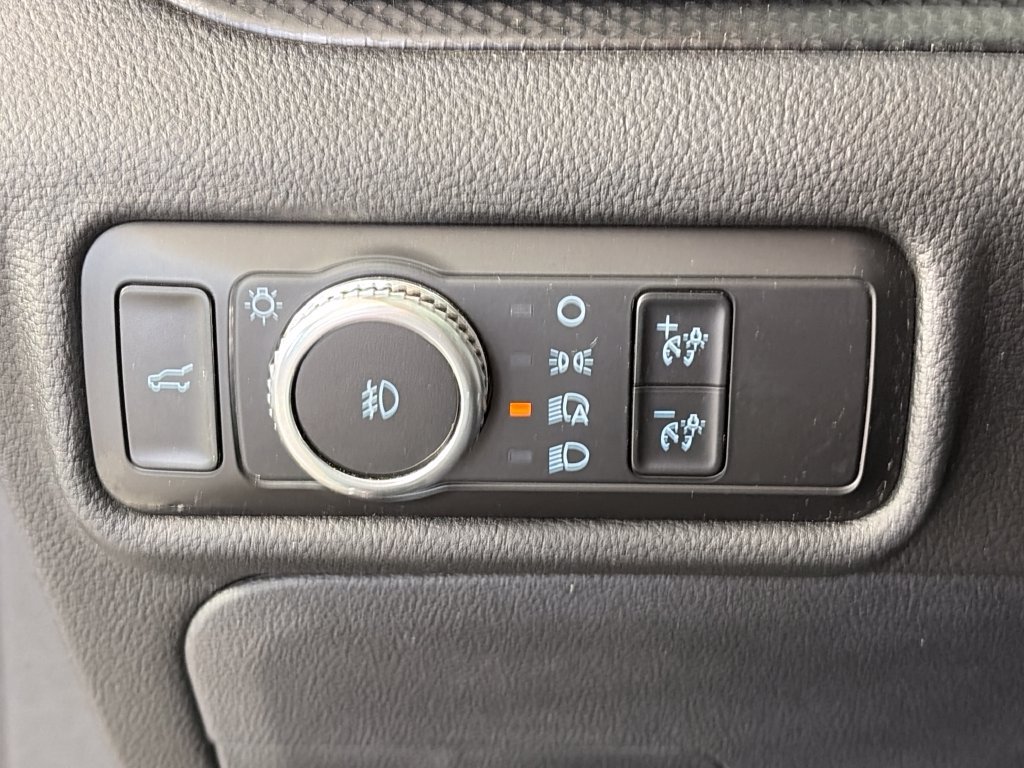 Used 2023 Ford Explorer ST w/ Equipment Group 401A AWD/4WD image 24