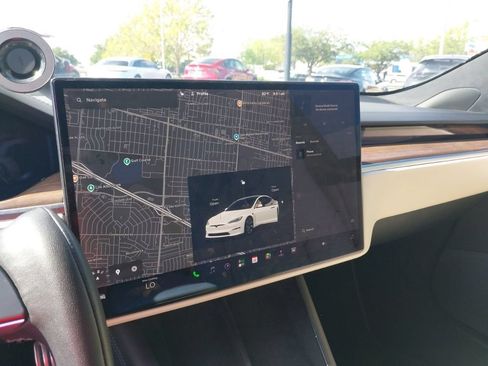 Used 2022 Tesla Model S AWD/4WD image 13