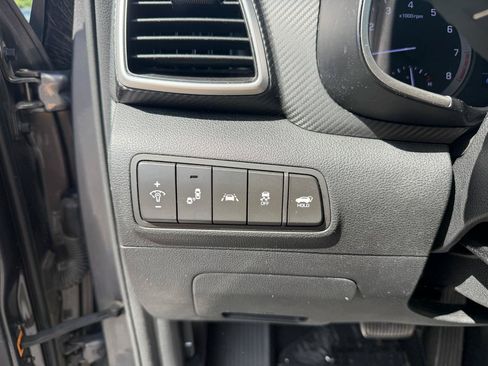 Used 2020 Hyundai Tucson Sport FWD image 25