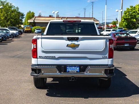 New 2026 Chevrolet Silverado 1500 LTZ w/ Technology Package AWD/4WD image 13