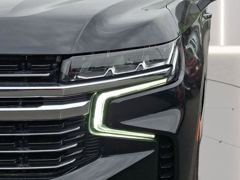 Used 2024 Chevrolet Suburban LT AWD/4WD image 51