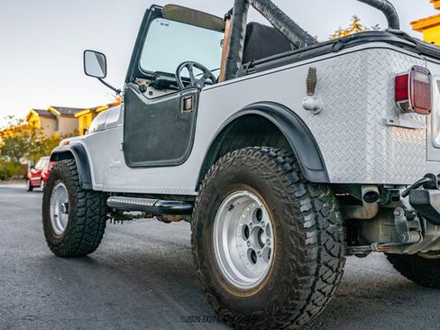 Used 1986 Jeep CJ 7 image 45