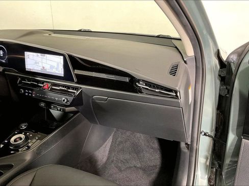 Used 2023 Kia Niro Wind FWD image 16