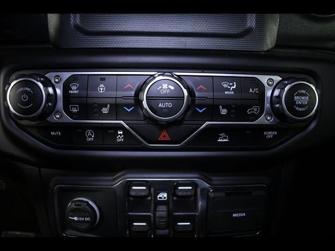 Used 2021 Jeep Wrangler Unlimited Sport image 19