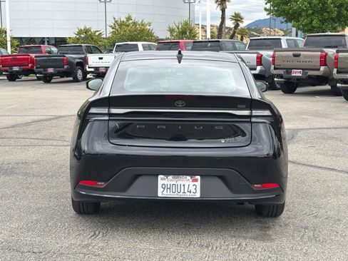 Used 2023 Toyota Prius Prime FWD image 4