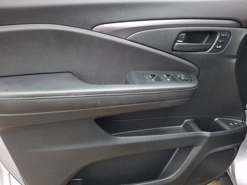 Used 2023 Honda Passport EX-L image 13