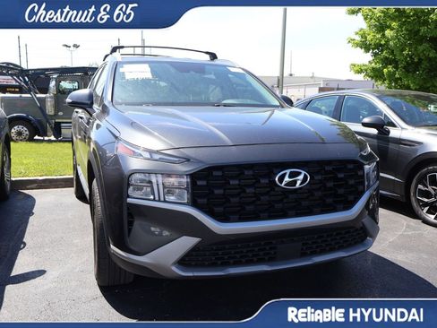 Used 2023 Hyundai Santa Fe SEL AWD/4WD image 2