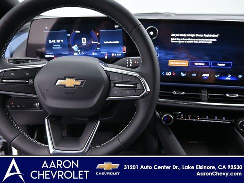 New 2026 Chevrolet Equinox EV LT image 8