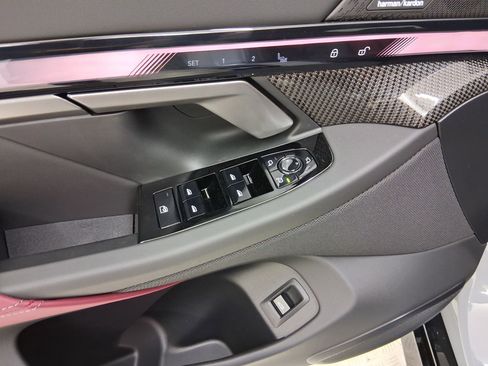 New 2026 BMW i5 eDrive40 w/ M Sport Package image 12