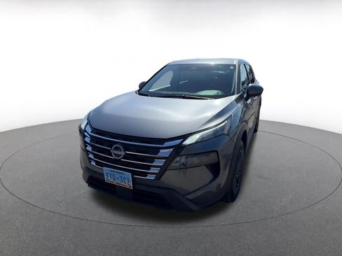 Used 2025 Nissan Rogue SV FWD image 7