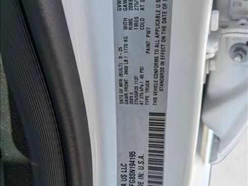 Used 2025 RAM 1500 Big Horn AWD/4WD image 16