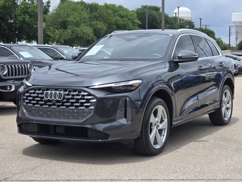 Certified 2025 Audi Q5 Premium Plus AWD/4WD image 6
