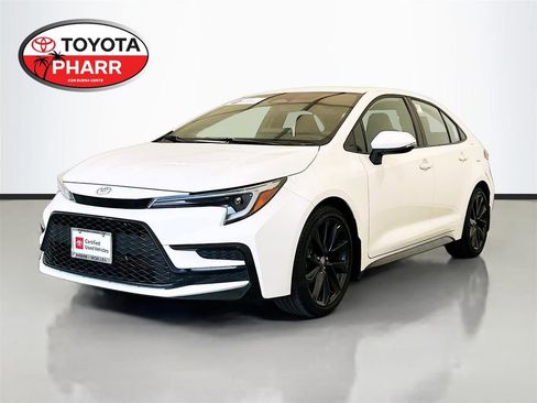 Used 2025 Toyota Corolla SE w/ SE Premium Package FWD image 1
