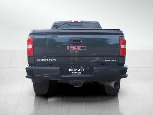 Used 2019 GMC Sierra 2500 Denali AWD/4WD image 5