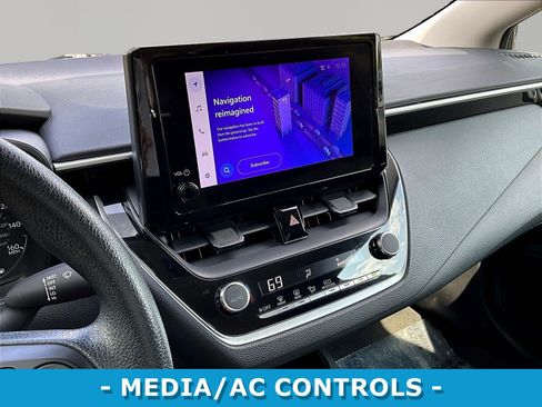 Used 2024 Toyota Corolla LE FWD image 9