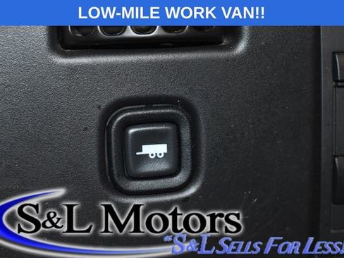 Used 2024 GMC Savana 2500 w/ Driver Convenience Package image 18