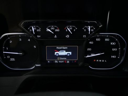 Used 2023 GMC Sierra 2500 AT4 w/ Gooseneck/5TH Wheel Package image 2