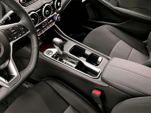 New 2025 Nissan Sentra SV w/ All-Weather Package image 8