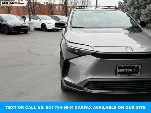 Used 2025 Toyota bZ4X FWD image 13