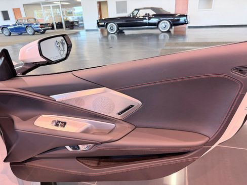 Used 2023 Chevrolet Corvette Stingray Premium Conv w/ Z51 Performance Package RWD image 56