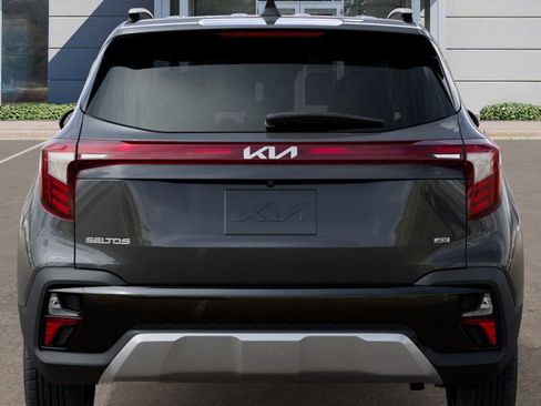 New 2026 Kia Seltos S image 16