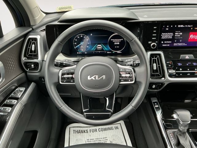 Used 2023 Kia Sorento SX AWD/4WD image 13