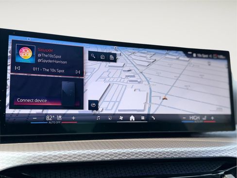 Used 2025 BMW 430i xDrive w/ Premium Package image 23