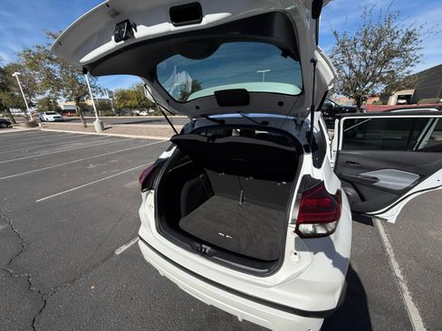 Certified 2023 Nissan Kicks SR w/ SR Premium Package image 34