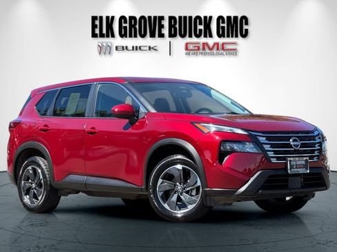Used 2024 Nissan Rogue SV AWD/4WD image 2