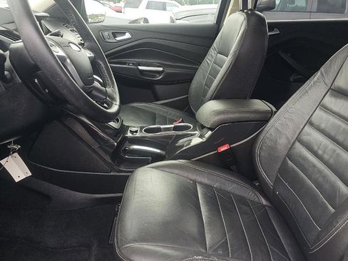 Used 2016 Ford Escape Titanium w/ Equipment Group 301A FWD image 7