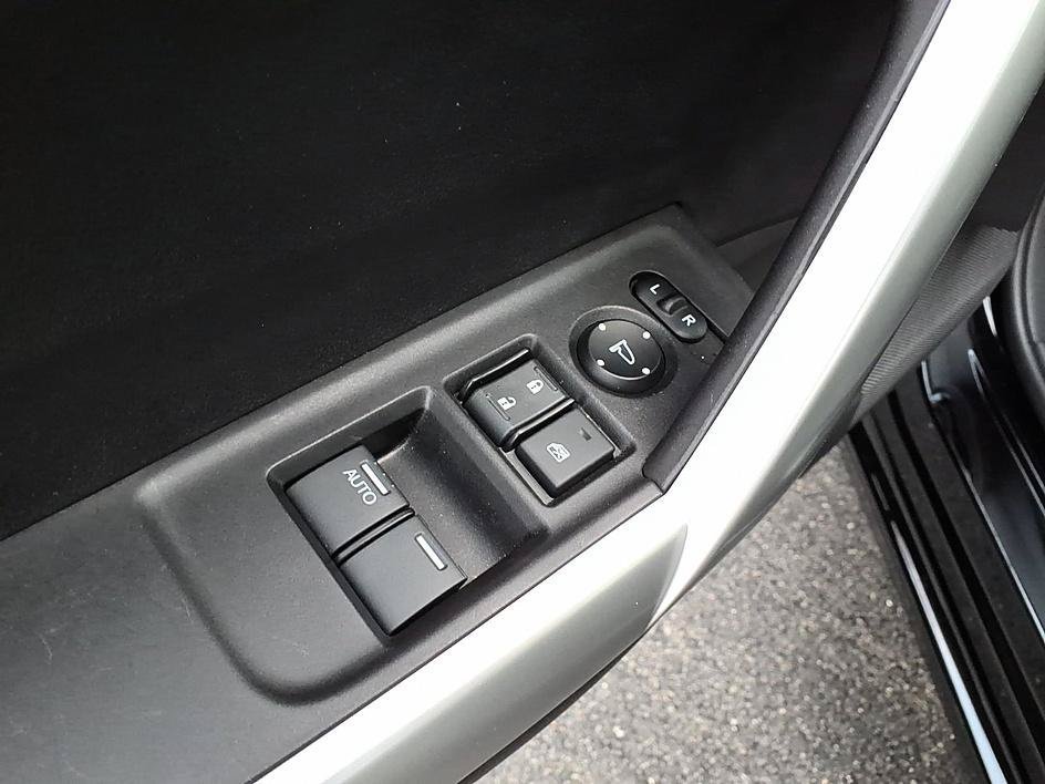 Used 2015 Honda Civic EX-L image 12
