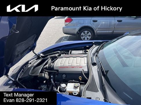 Used 2019 Chevrolet Corvette Stingray Convertible w/ Carbon Flash Badge Package image 12