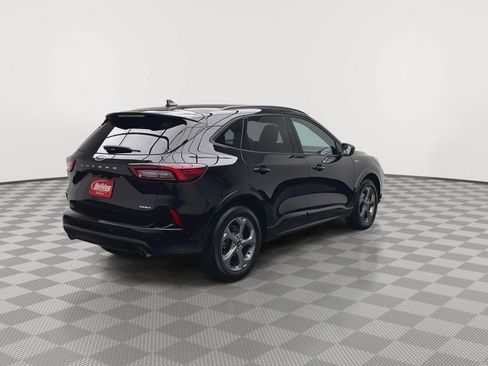 Used 2023 Ford Escape ST-Line w/ Tech Pack #1 AWD/4WD image 36