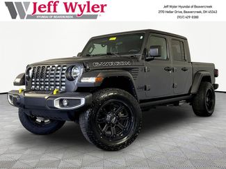 Used 2022 Jeep Gladiator Sport AWD/4WD video 1