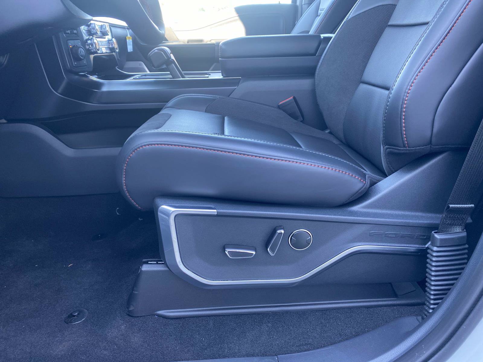 New 2026 Ford F150 Raptor AWD/4WD image 15