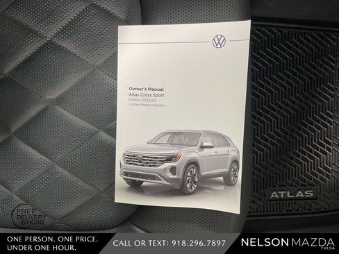 Used 2025 Volkswagen Atlas Cross Sport SEL Premium R-Line image 49