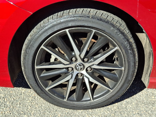 Used 2024 Toyota Camry SE FWD image 5