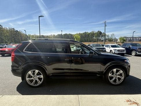Used 2018 Volvo XC90 T6 Momentum w/ Convenience Package AWD/4WD image 7