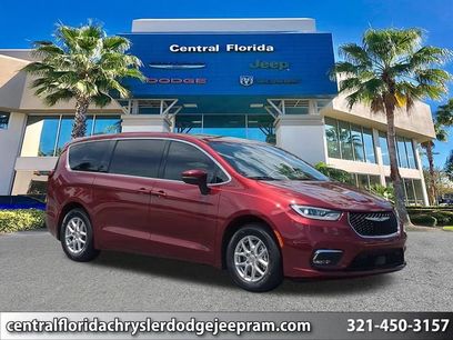 Used 2023 Chrysler Pacifica Touring-L