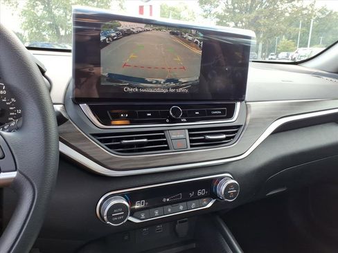 New 2025 Nissan Altima 2.5 SV w/ SV Special Edition Package image 10