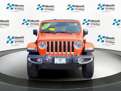 Used 2020 Jeep Wrangler Unlimited Sahara AWD/4WD image 8