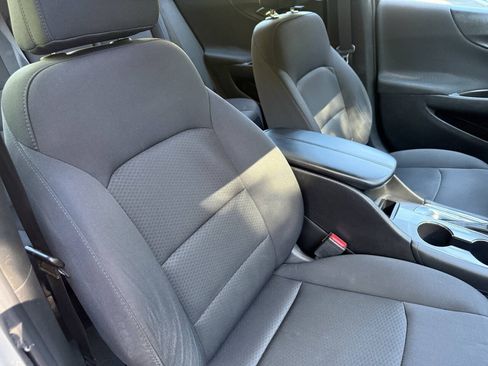 Used 2016 Chevrolet Malibu LT FWD image 14