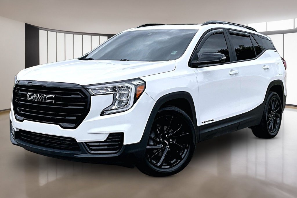 Used 2023 GMC Terrain SLE w/ Driver Convenience Package FWD image 1