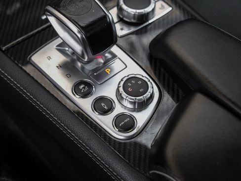 Used 2013 Mercedes-Benz SL 63 AMG image 27